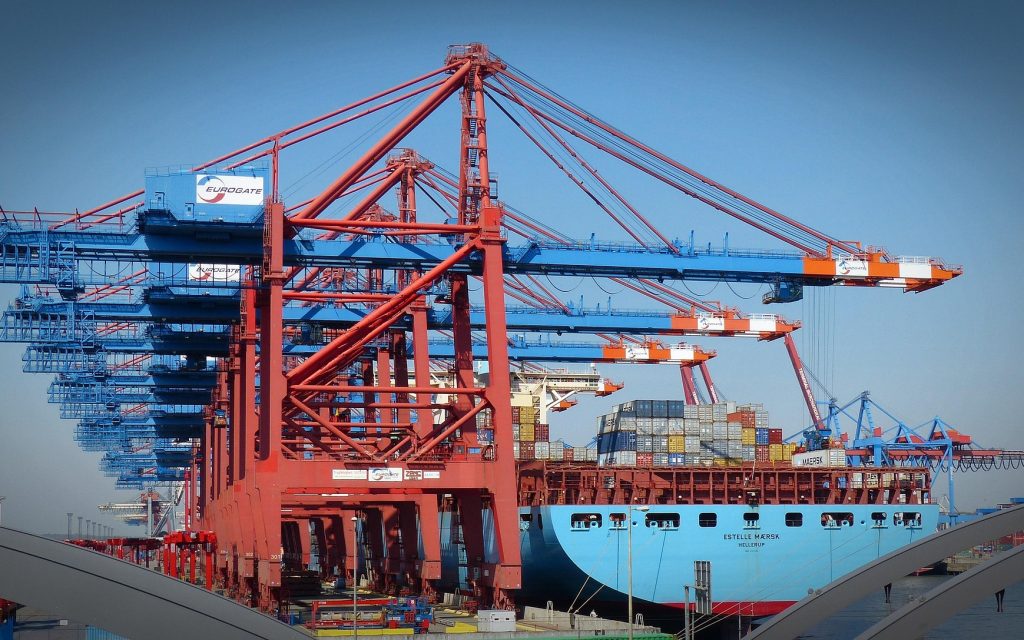 bernswaelz-container-bridge-1367604_1920